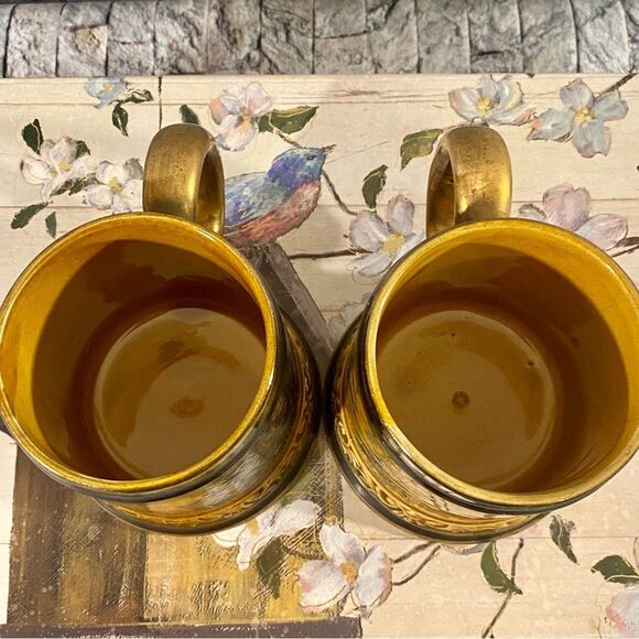 Vintage Beer Stein Mug Set of 2 Napco Japan Rum Traders 1785 Brass Tone - Picture 9 of 11